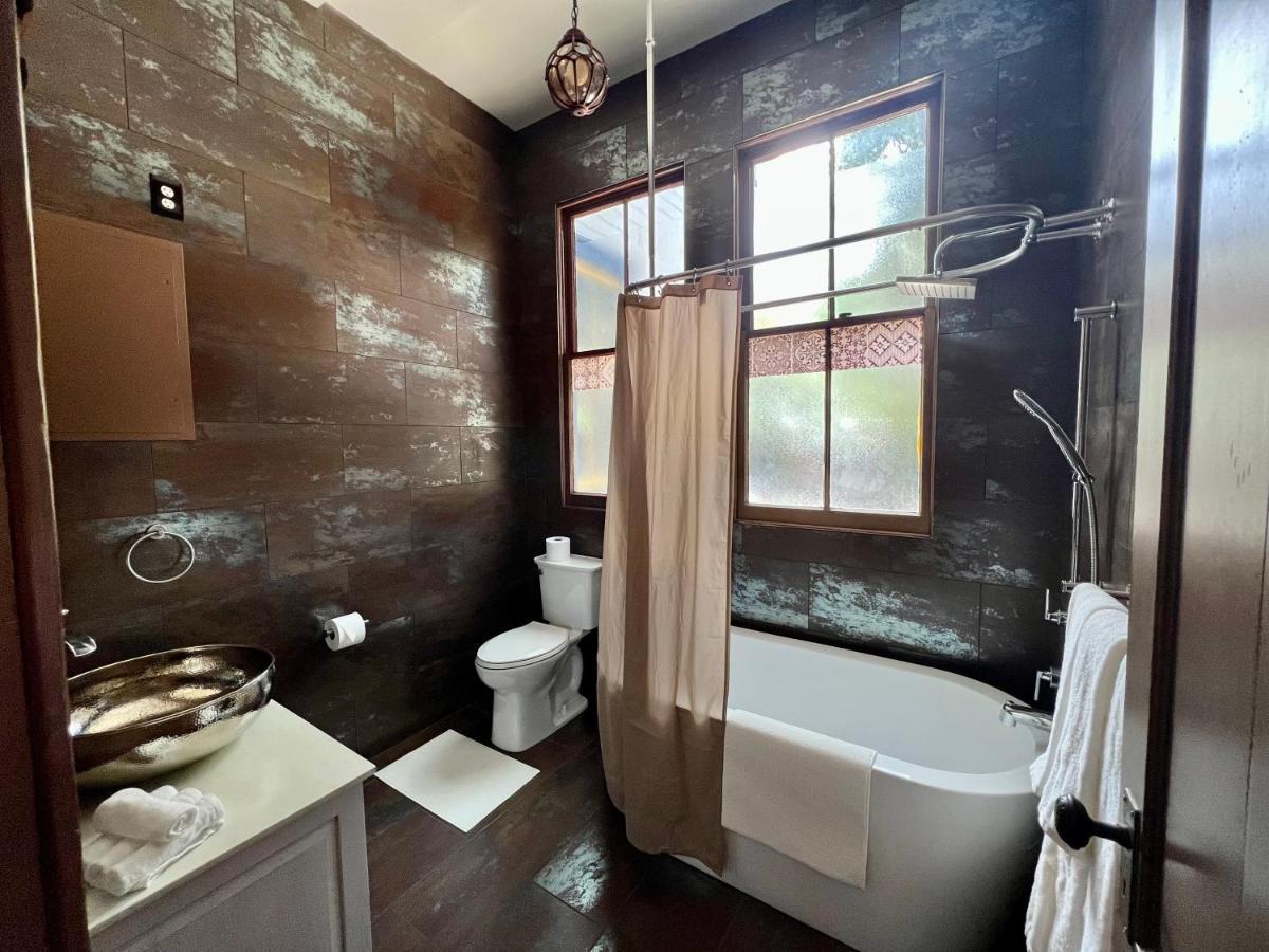 1001 Nights Historic Bed And Breakfast Adults Only Сейнт-Огастін Екстер'єр фото